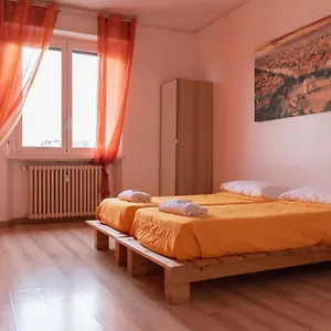 https://bb-by-max.it-lombardy.com