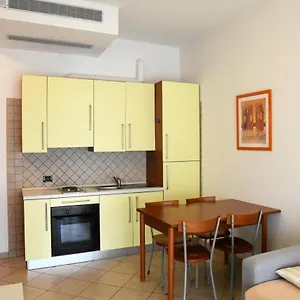 Moderno Aparthotel